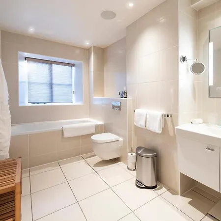 Oberon River View Apartment Bourton-on-the-Water Extérieur photo