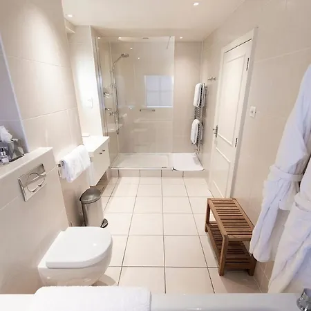 Oberon River View Apartment Bourton-on-the-Water Extérieur photo